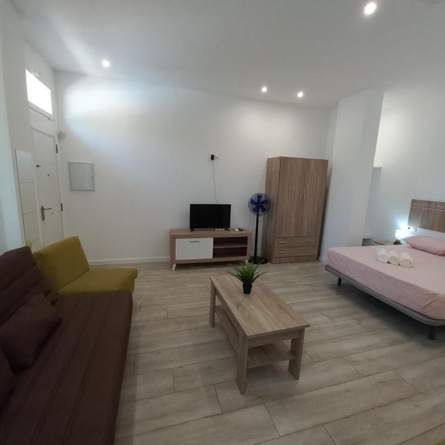 Malaga Velarde Center 3 Appartement Buitenkant foto