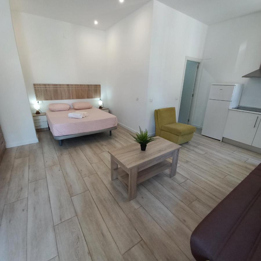 Malaga Velarde Center 3 Appartement Buitenkant foto